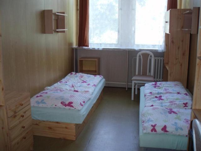 Hostel Monty Ricany (Central Bohemian) Ngoại thất bức ảnh